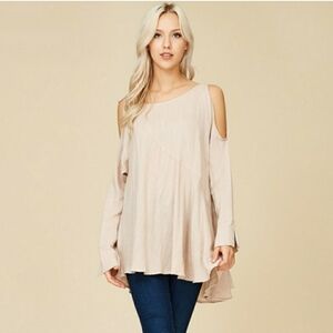 Crescent cold shoulder trapez tunic size Small